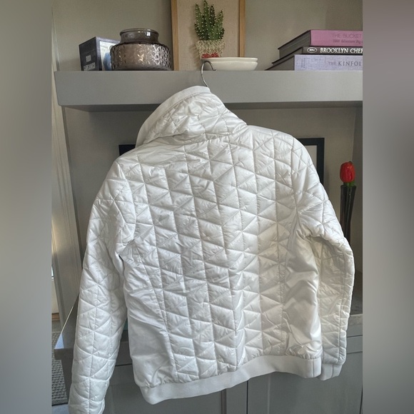 UNDER ARMOUR Performance Quilted Jacket - Picture 2 of 4